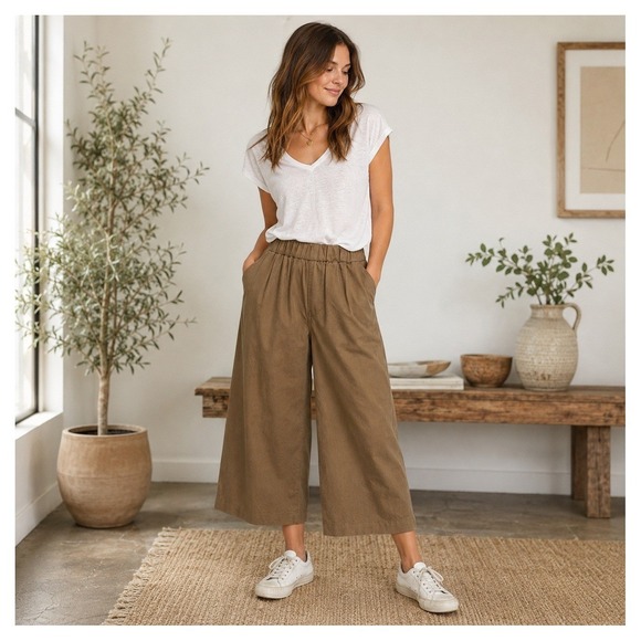 Throwing Tiny Fits Pants - Throwing Tiny Fits Khaki Cotton Culotte Pants Wide Leg Cropped Elastic Waist M/L